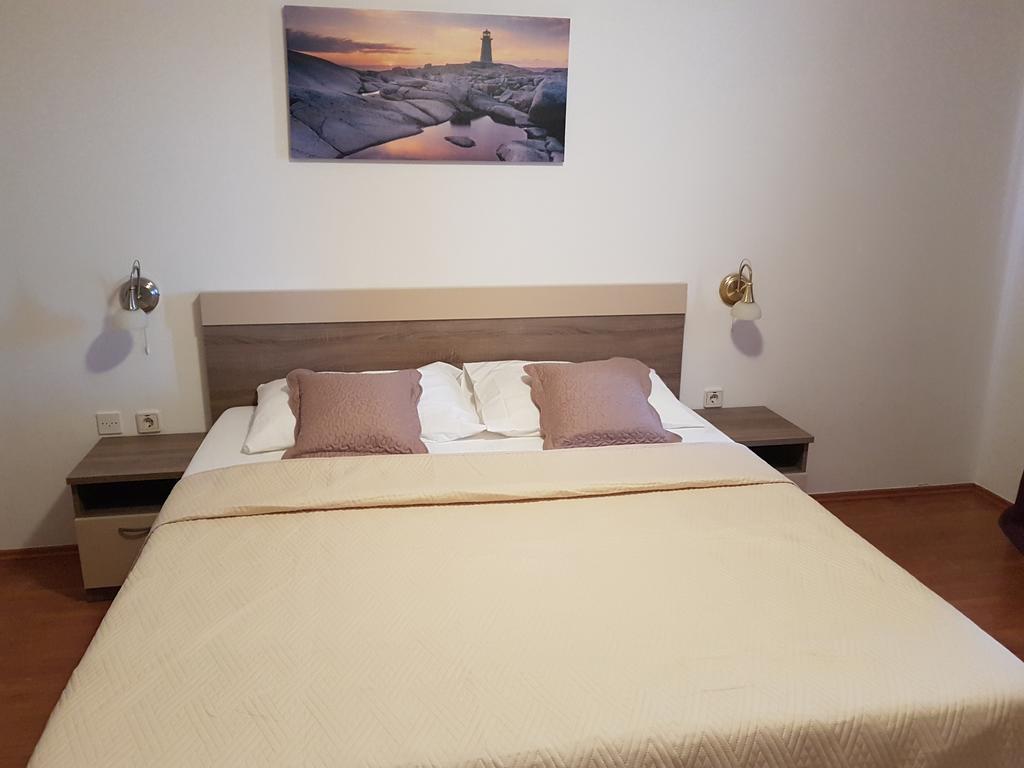 Pansion Marco Polo Otel Petrčane Dış mekan fotoğraf